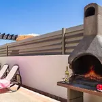 Villa Pino by Villa Plus